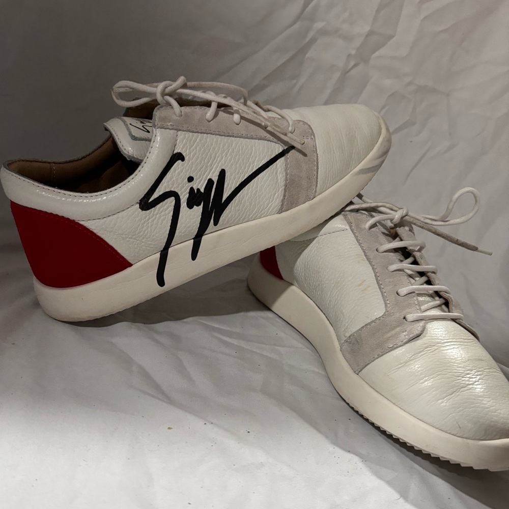 Giuseppe Zanotti w-top Sneaker With Signature G Runner In White and red